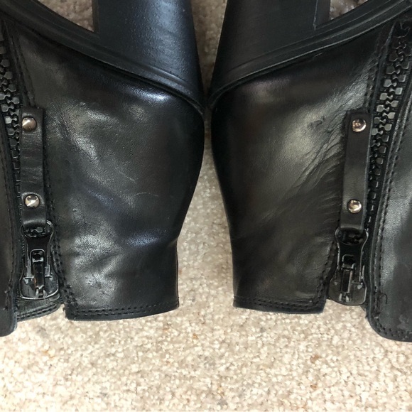 Guess Leather Boots - Picture 9 of 15